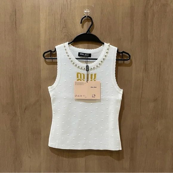 Miu Miu White Pearl-Trim Sleeveless Knit Tank with Gold Logo - Picture 3 of 7